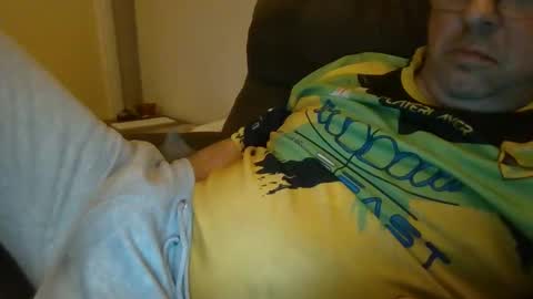 exxxup online show from 10/29/25, 08:10