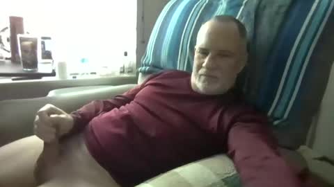 Snapshot of eyegasms2112 chatting on 02/13/26, 01:18 Edger online show from 02/13/26, 01:18