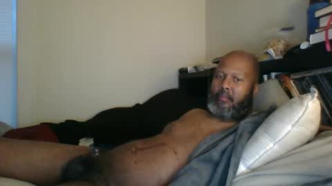 eyequee0007 online show from 02/23/25, 11:14