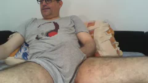 Snapshot of eyes12 chatting on 06/22/26, 05:04 GEORGE online show from 06/22/26, 05:04