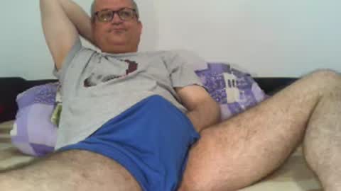 Snapshot of eyes12 chatting on 07/18/26, 02:05 GEORGE online show from 07/18/26, 02:05