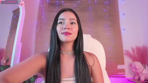 Snapshot of eyleen_lee_ chatting on 01/12/25, 03:28 Eyleen online show from 01/12/25, 03:28