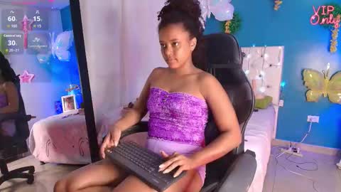 eylend_lisboa_ online show from 03/09/26, 01:59