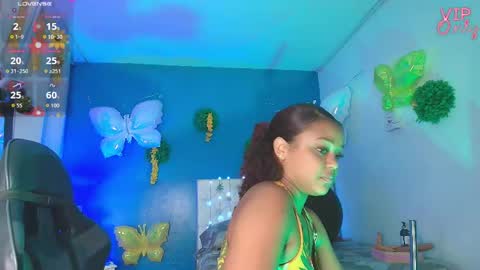 eylend_lisboa_ online show from 04/20/26, 02:42