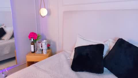 eymicooper online show from 03/02/26, 08:15