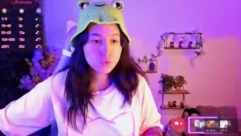 eymmy_24 online show from 02/11/26, 02:27