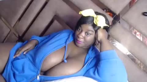 eyshaexotii online show from 09/30/25, 05:51