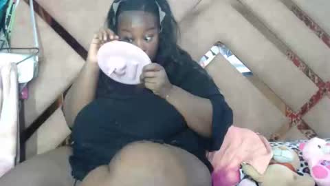 eyshaexotii online show from 02/25/26, 09:02