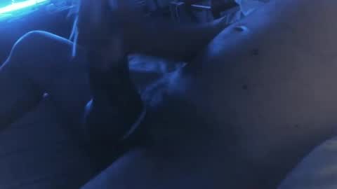 ezeddie2015 online show from 10/31/25, 02:01