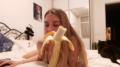 call me Princess online show from 04/05/26, 05:43