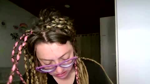 Snapshot of ezlngirl chatting on 01/19/26, 12:14 Aimee online show from 01/19/26, 12:14