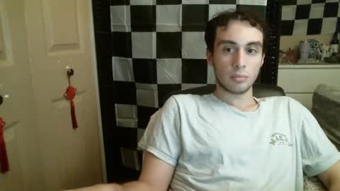 Ezra Naamah online show from 02/03/25, 11:58