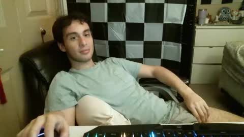 Ezra Naamah online show from 02/11/25, 01:52