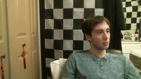 Ezra Naamah online show from 02/19/25, 12:03