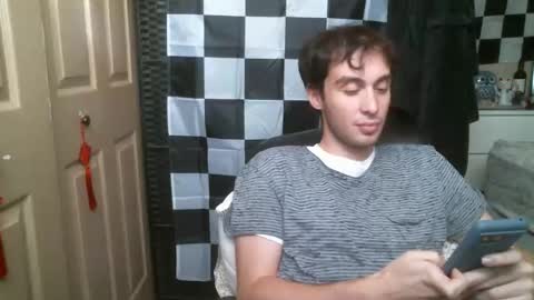 Ezra Naamah online show from 02/21/25, 09:43