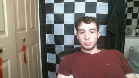 Ezra Naamah online show from 03/09/25, 10:30