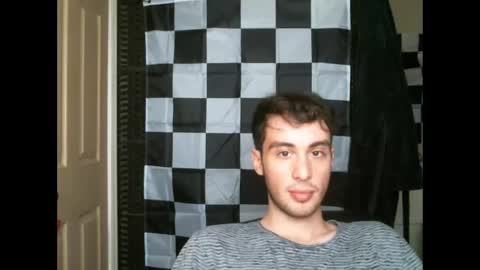 Ezra Naamah online show from 03/12/25, 07:59