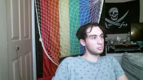 Ezra Naamah online show from 12/01/25, 06:46