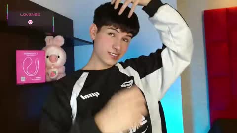 Juan online show from 11/20/25, 05:29