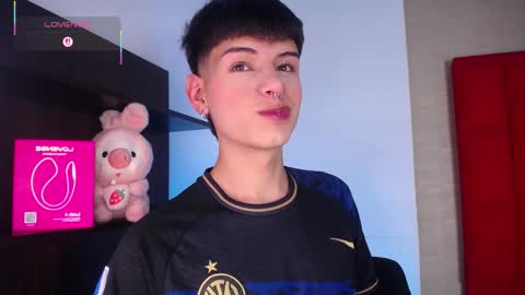 Juan online show from 12/23/25, 05:49