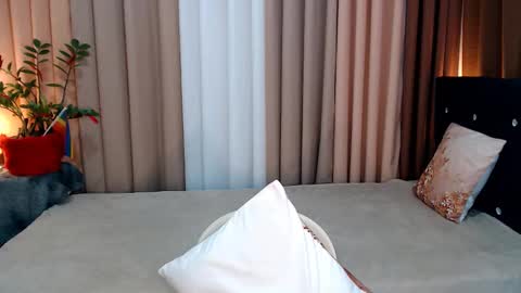 UR SWEET EZRA online show from 12/08/24, 11:14