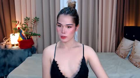 UR SWEET EZRA online show from 12/26/24, 05:15