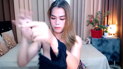 UR SWEET EZRA online show from 01/12/25, 02:56