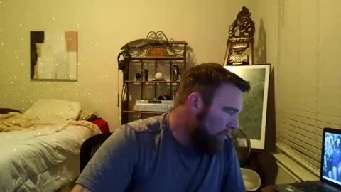 Snapshot of f33l_good chatting on 02/08/26, 05:11 F33l Good online show from 02/08/26, 05:11