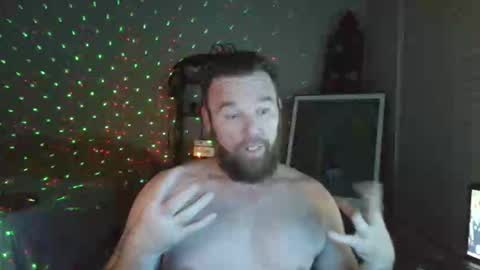 Snapshot of f33l_good chatting on 02/17/26, 03:47 F33l Good online show from 02/17/26, 03:47