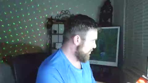 Snapshot of f33l_good chatting on 02/18/26, 03:57 F33l Good online show from 02/18/26, 03:57