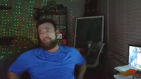 Snapshot of f33l_good chatting on 02/19/26, 04:08 F33l Good online show from 02/19/26, 04:08