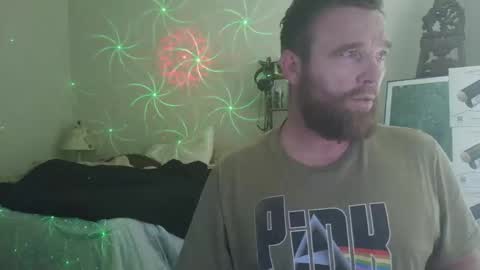 Snapshot of f33l_good chatting on 03/19/26, 02:21 F33l Good online show from 03/19/26, 02:21