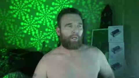 Snapshot of f33l_good chatting on 03/21/26, 03:11 F33l Good online show from 03/21/26, 03:11