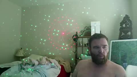 Snapshot of f33l_good chatting on 03/27/26, 05:12 F33l Good online show from 03/27/26, 05:12