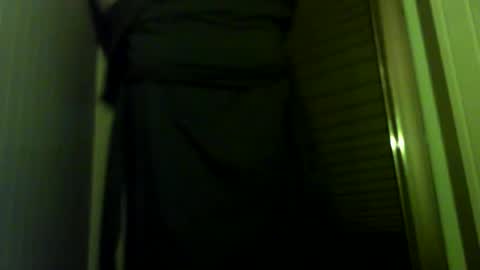 Snapshot of f4rtmaker chatting on 03/05/25, 06:12 f4rtmaker online show from 03/05/25, 06:12