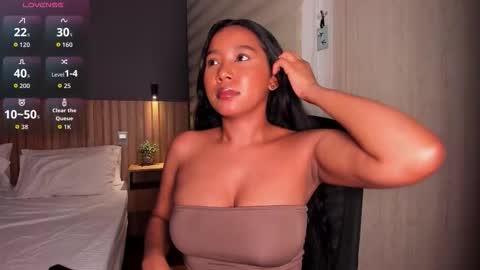 Thianna online show from 03/25/26, 08:53