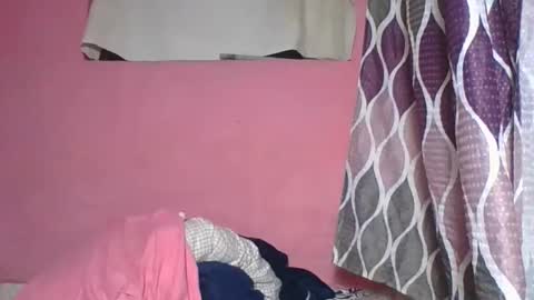 fabiola00069 online show from 02/11/26, 08:41