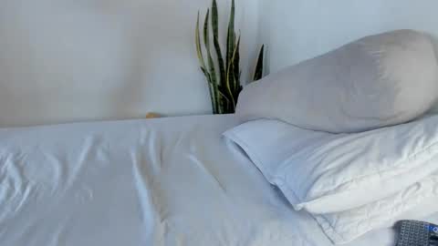 -  A N D E R online show from 10/22/25, 02:17