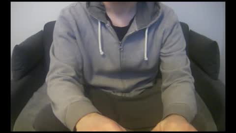 Snapshot of facelessescape chatting on 03/04/26, 12:11 FacelessEscape online show from 03/04/26, 12:11