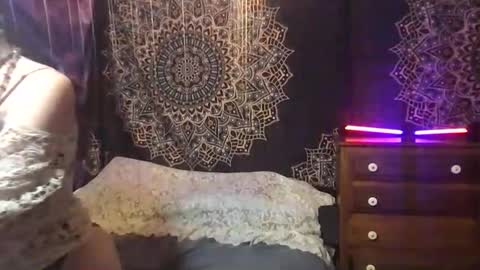 Fae online show from 01/13/25, 07:54