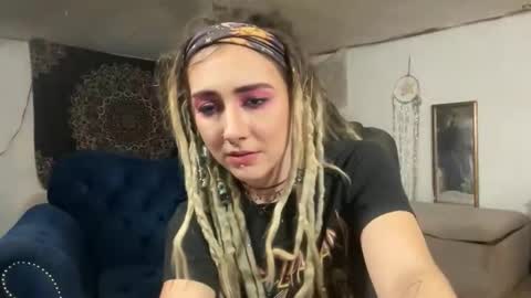 Fae online show from 11/10/25, 09:19