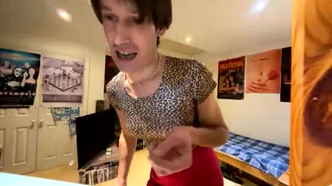 fagboysissy online show from 11/10/25, 06:07