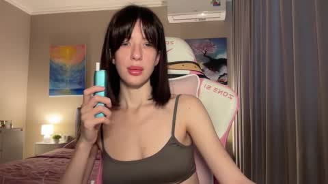 Snapshot of fairy_bloomix chatting on 09/27/25, 10:09 Bloom  online show from 09/27/25, 10:09