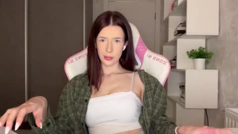 Bloom  online show from 03/11/26, 06:25