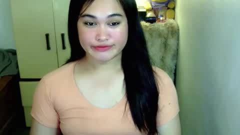 Snapshot of fairy_cuddle chatting on 04/19/26, 12:37 call me shanaia online show from 04/19/26, 12:37