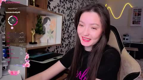 Snapshot of fairy_m00n_ chatting on 03/12/26, 04:18 Fairy m00n online show from 03/12/26, 04:18