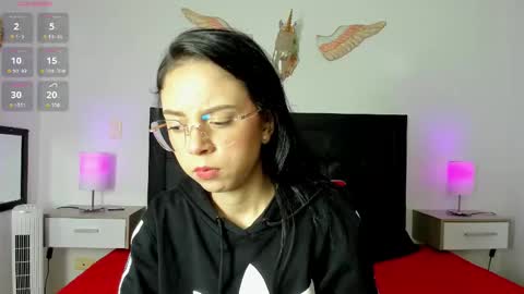 Natalye online show from 03/21/26, 11:52