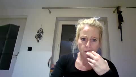 Fairy NightMary online show from 10/15/25, 04:40