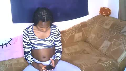 Snapshot of fairy_pearl chatting on 02/27/25, 11:10 fairy_pearl online show from 02/27/25, 11:10