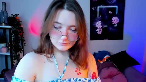 Tara online show from 11/26/25, 06:14